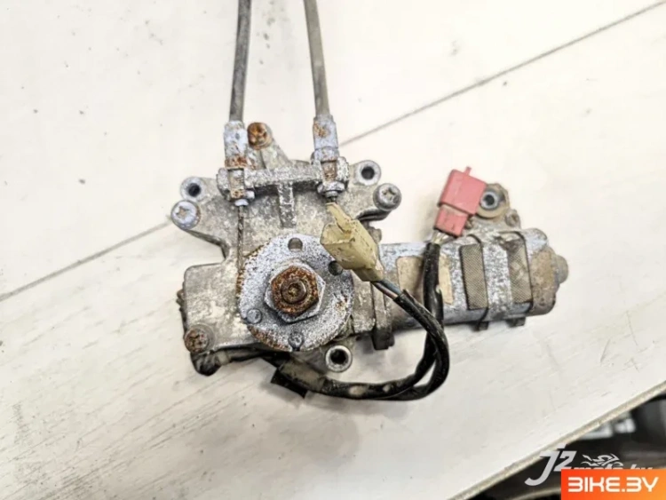 Привод круиз контроля (есть коррозия) Honda GL1800 (2001-2005)