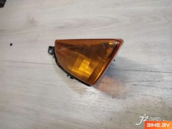 Указатель поворота Honda VFR800F (2002-2013)