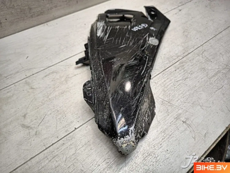 Элемент пластика Honda VFR750F (1990-1993)