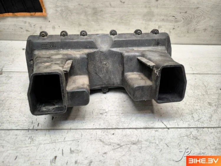 Корпус воздушного фильтра (airbox) Triumph Sprint 900 (1990-1998)