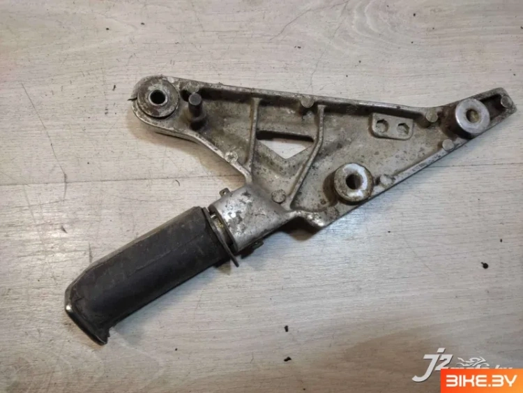 Кронштейн боковой с подножкой Honda VF500C Magna (1984-1985)
