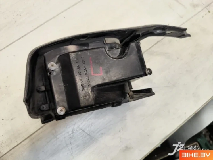 Короб с крышкой Honda GL1800 (2001-2005)