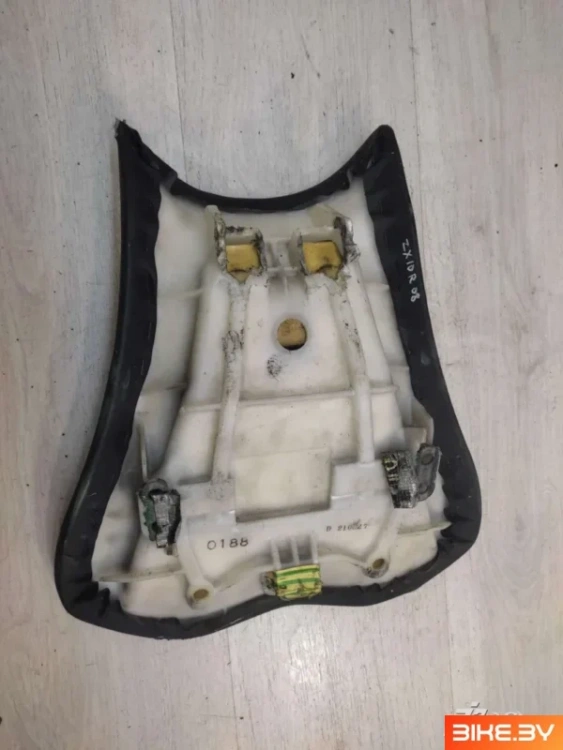 Сидение водительское Kawasaki ZX-10R (2008-2009)