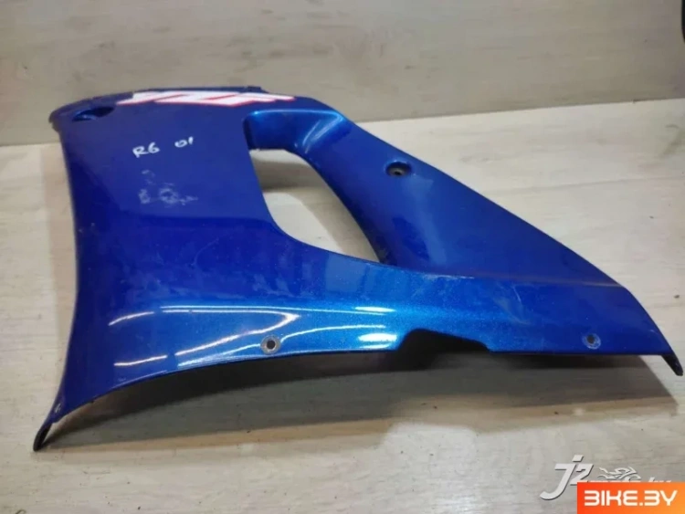 Элемент пластика боковой Yamaha R6 (1999-2002)