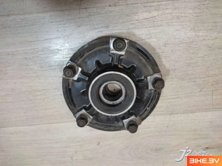 Ступица заднего колеса Yamaha R6 (1999-2002)