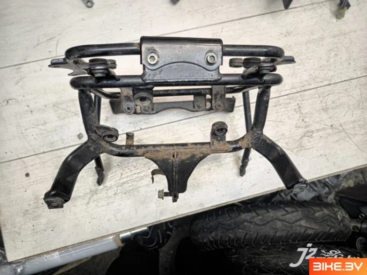 Кронштейн передний (паук) Yamaha XJ600S Diversion (1992-1997)