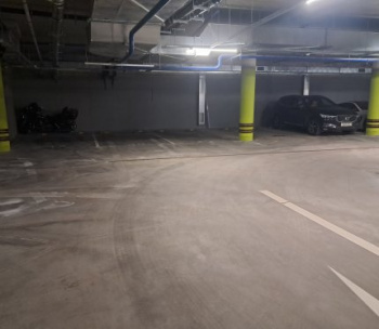 Продам Машиноместо, Минск Независимости просп., 13,7 м²