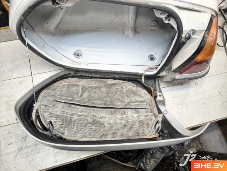 Кофр боковой Honda GL1800 (2001-2005)