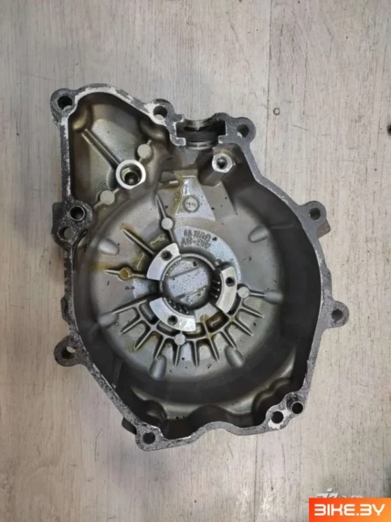 Крышка двигателя Yamaha XJ6 Diversion (2009-2016)