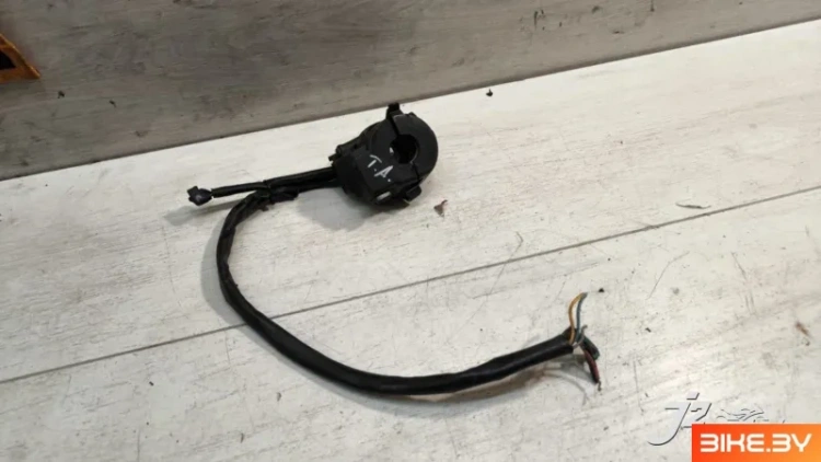 Пульт левый Yamaha YZF1000R Thunderace (1996-2001)