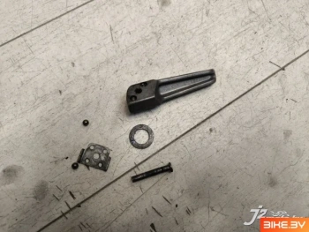 Подножка боковая Kawasaki ZX-10R (2006-2007)
