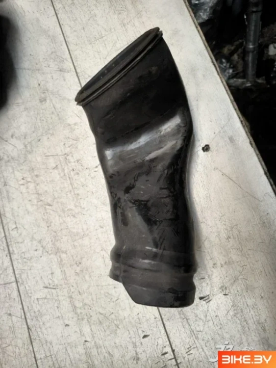 Воздуховод Honda CBR600F4i (2001-2006)
