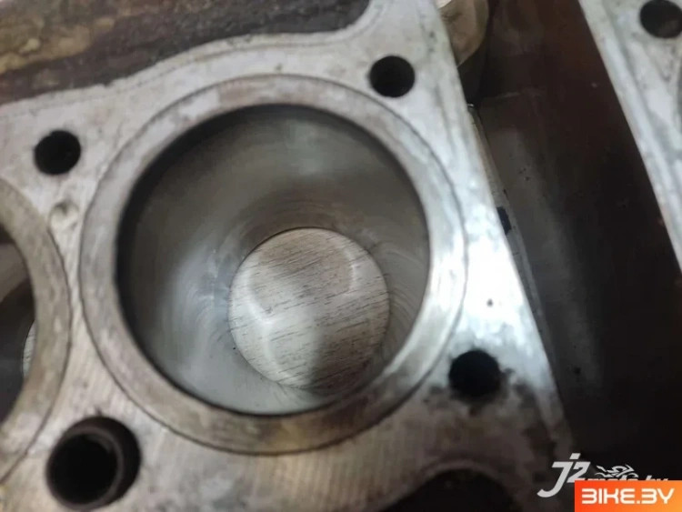 Блок цилиндров Yamaha XJ600S Diversion (1992-1997)
