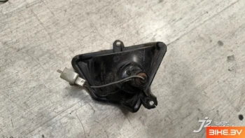 Указатель поворота передний Kawasaki GTR1000 (1986-1993)