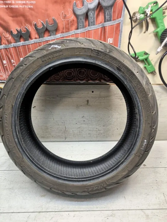 Мотошина Pirelli Angel 190/50-17 (дата выпуска 08/20) BMW K1200S (2004-2008)