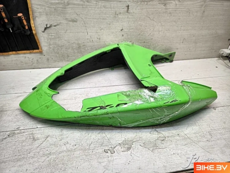 Элемент пластика Kawasaki ZX-6R (2005-2006)