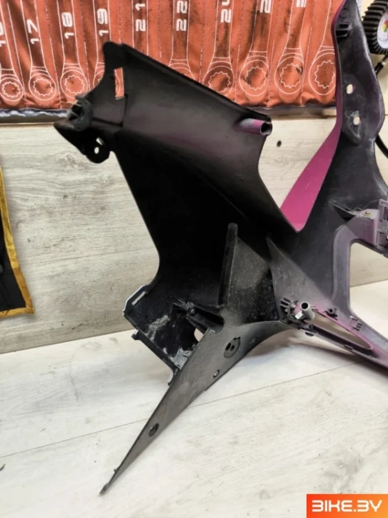 Элемент пластика передний (морда) Honda CBR600F3 (1995-1998)
