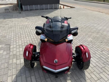 BRP Can-Am Spyder f3t, 2018 г.
