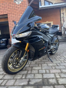 Aprilia RSV4 Factory Ultra Dark, 2022 г.