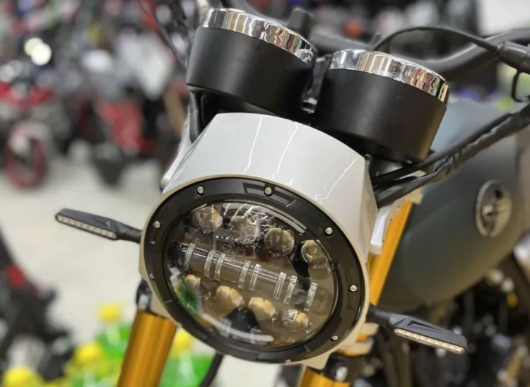 Классик Racer RC 300-GY8H Triumph 300, 2025 г.