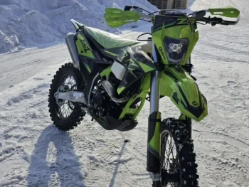 Кроссовый Racer Z 5, 2025 г.