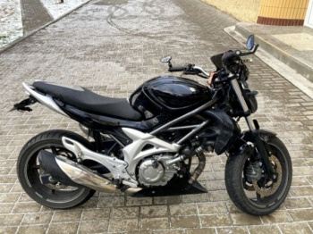 Suzuki SFV 650 Gladius, 2010 г.