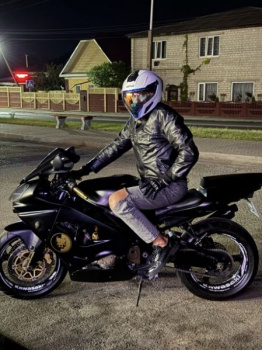 Kawasaki Ninja ZX9R, 2001 г.