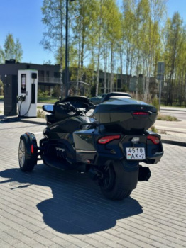 BRP Can-Am Spyder ROADSTER RT LIMITED SEA TO SKY, 2023 г.