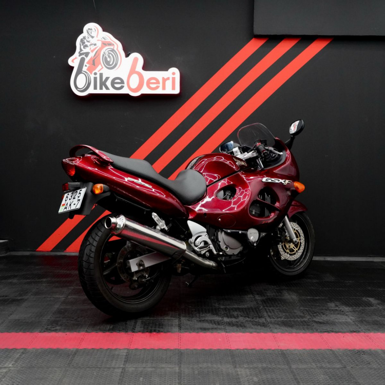 Suzuki GSX-F 750 Katana 2000 года
