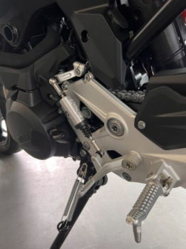 BMW F 900 R Triple Black, 2026 г.