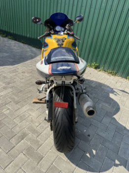 Suzuki GSX-R 750, 2000 г.