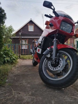 Kawasaki GPZ 900R, 1985 г.