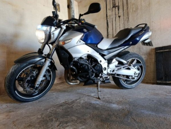 Suzuki GSR, 2007 г.