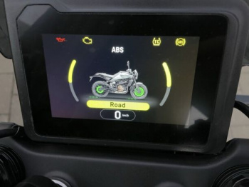 Husqvarna Svartpilen 401, 2024 г.