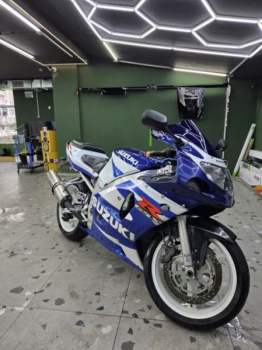 Suzuki GSX-R, 2001 г.