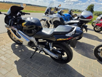 Honda CBR Ф4, 1999 г.