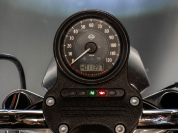Harley-Davidson Sportster XL883 Superlow, 2014 г.