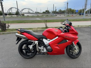 Honda VFR, 2003 г.