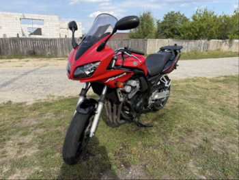 Yamaha FZS, 2002 г.