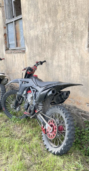 Эндуро BSE Z8, 2025 г.