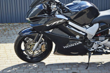 Honda VFR 800 Vtec c ABS, 2004 г.