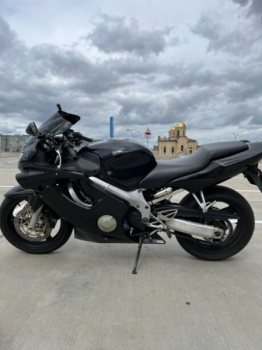 Honda CBR, 2000 г.