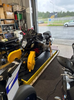 Suzuki GSX1300R Hayabusa, 2005 г.