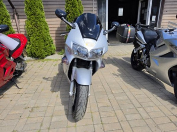 Honda VFR, 2000 г.