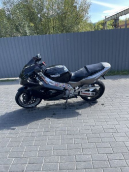Yamaha YZF thunderace, 2001 г.