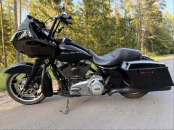 Harley-Davidson Road Glide FLTRX Black, 2011 г.