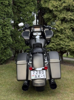 Harley-Davidson Road Glide FLTRXS, 2017 г.
