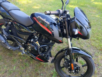 BAJAJ Pulsar Пульсар 180, 2025 г.