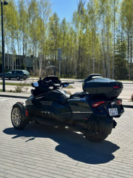 BRP Can-Am Spyder ROADSTER RT LIMITED SEA TO SKY, 2023 г.