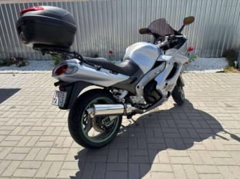Kawasaki ZZR, 2004 г.